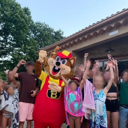 مكان تخييم Les Cruses Ribes