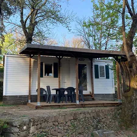 مكان تخييم Les Cruses