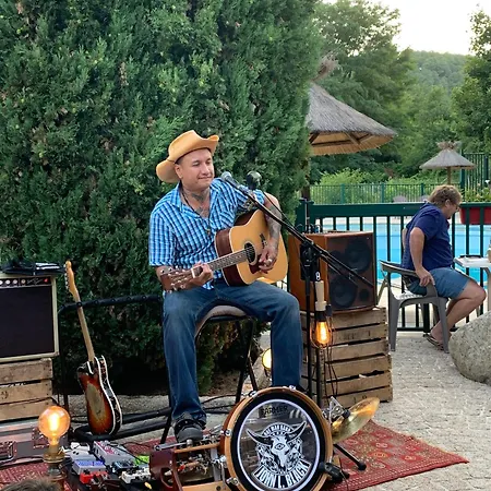 Camping Ushuaïa Villages Les Cruses